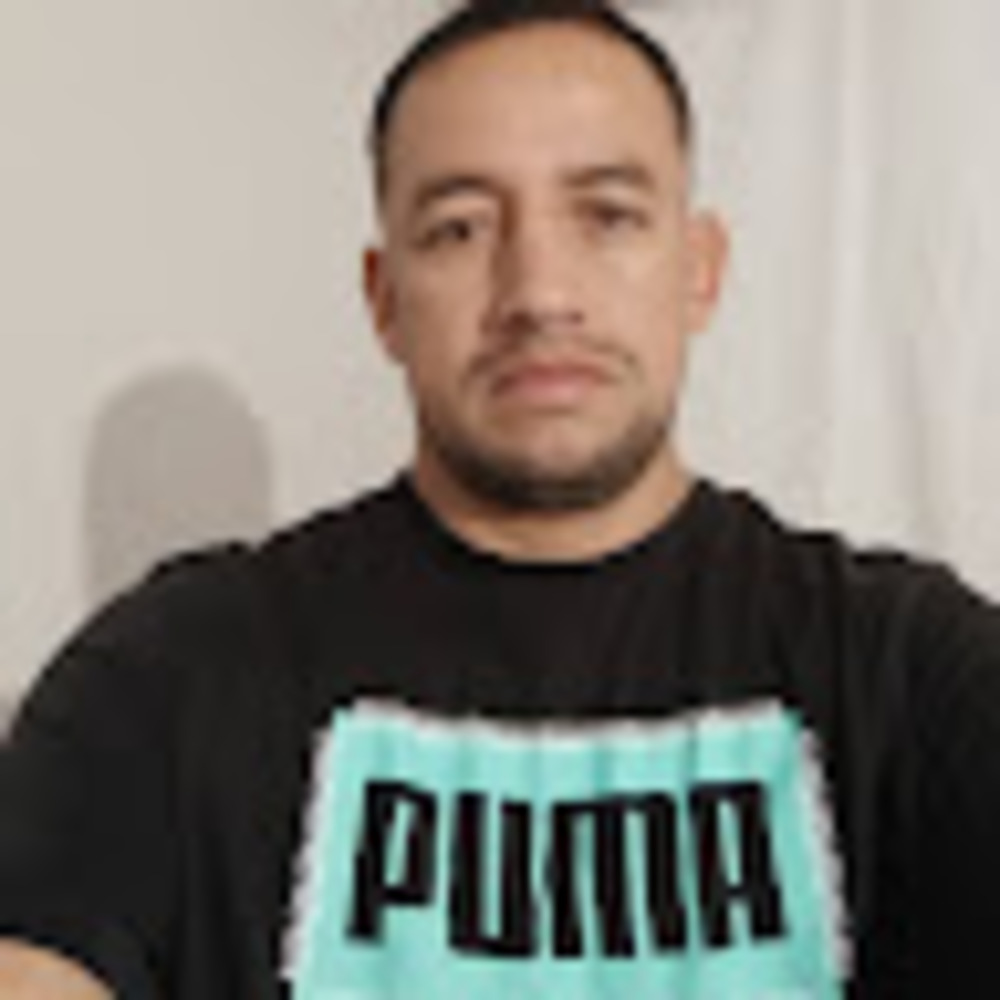 Meet your Posher, Fausto elias